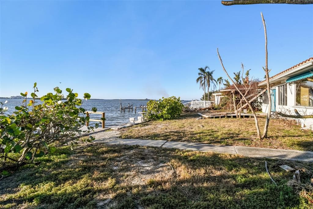 1836 VENETIAN POINT DRIVE photo 8