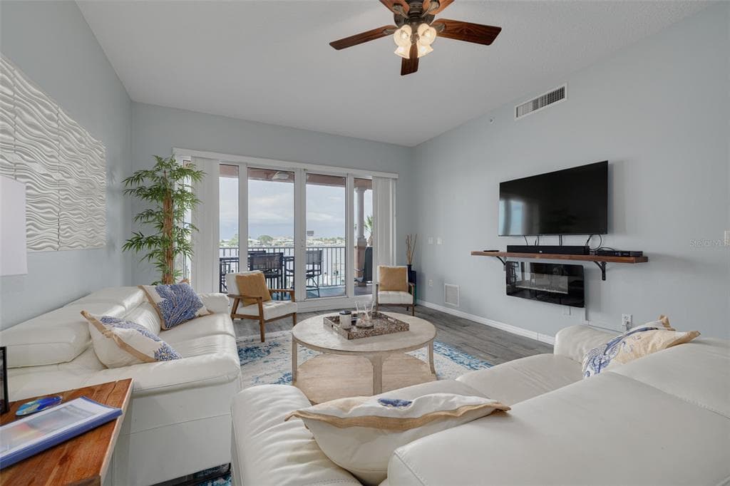 530 S GULFVIEW BOULEVARD 205 photo 5