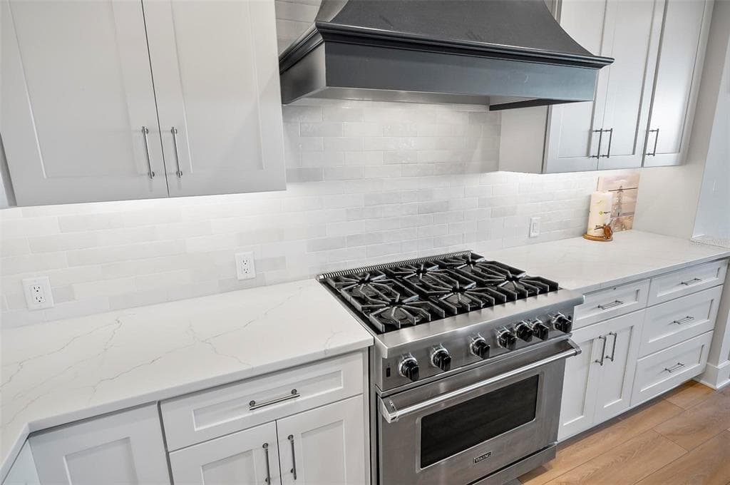 202 SURFVIEW LANE photo 14