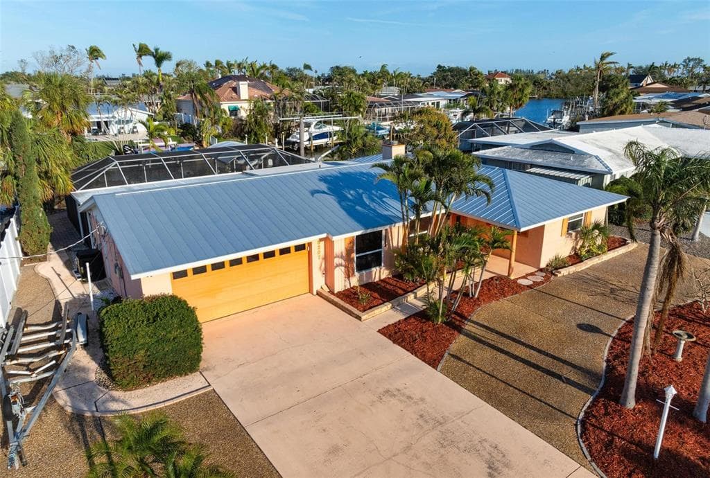 5207 BIMINI DRIVE 2