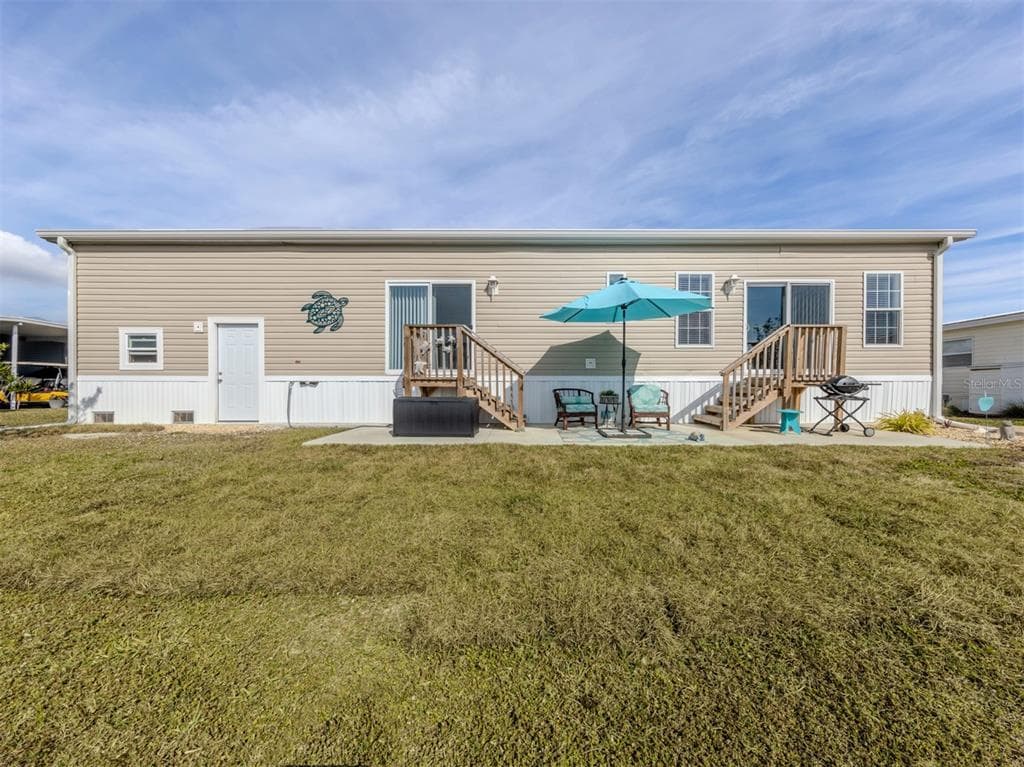 106 ISLAND POINT ROAD photo 10