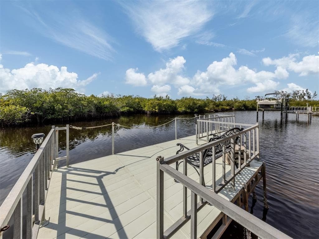 106 ISLAND POINT ROAD photo 15