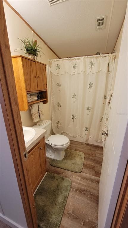 126 LAZY LAGOON DRIVE photo 15