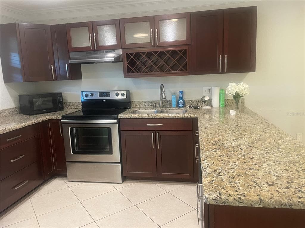 2500 LEE ROAD 202 photo 15