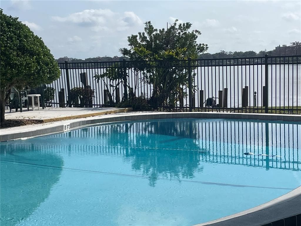 2500 LEE ROAD 202 photo 8