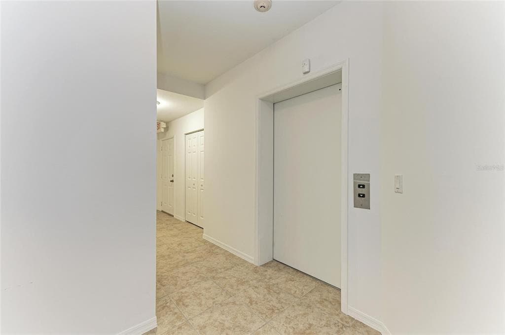 93 VIVANTE BOULEVARD 9336 photo 3