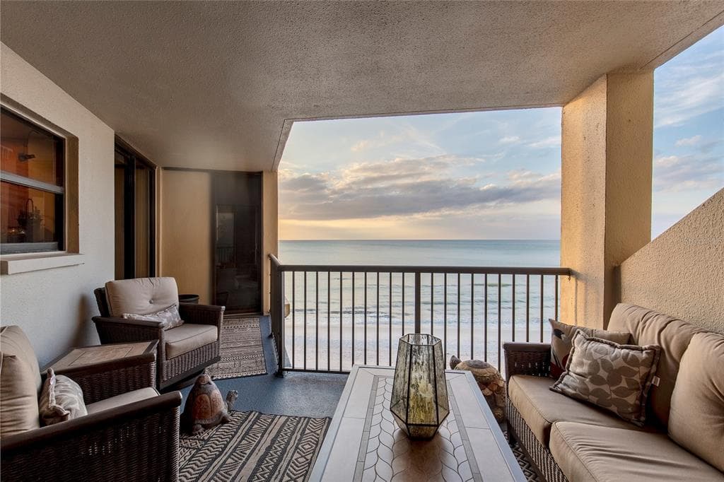 1600 GULF BOULEVARD #512 5