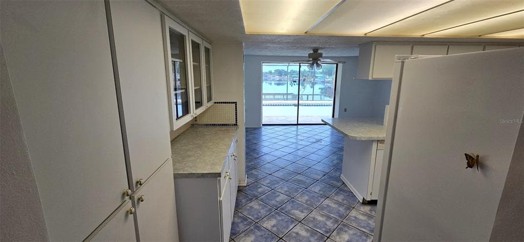 1414 GRAND BOULEVARD photo 5
