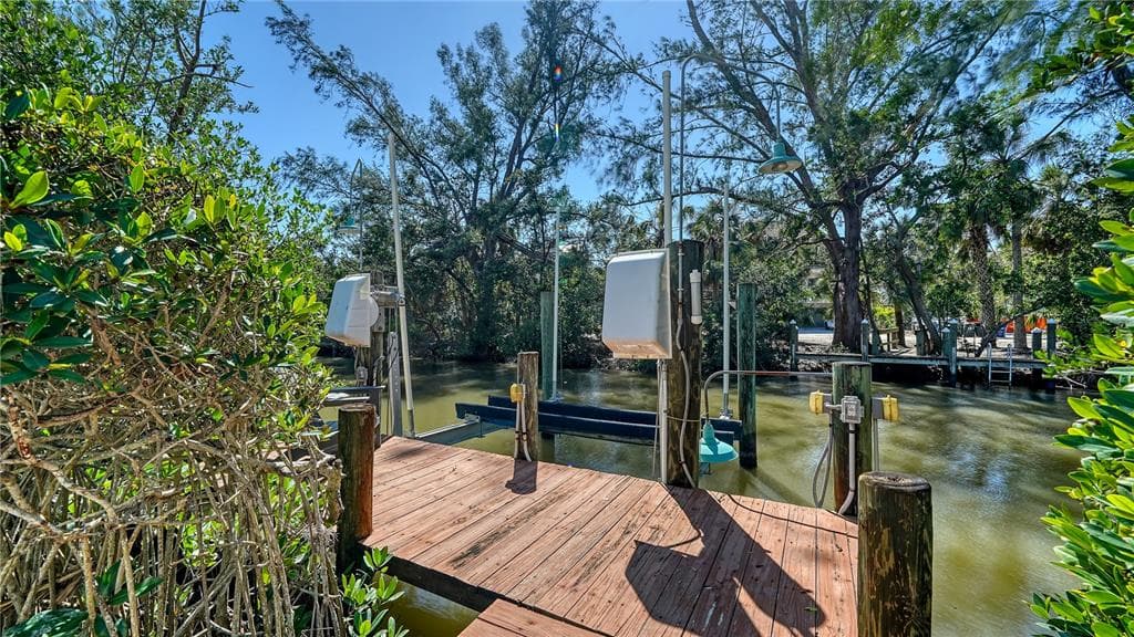 462 ISLAND CIRCLE 4
