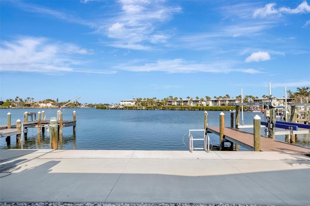 15 SEASIDE COURT 1