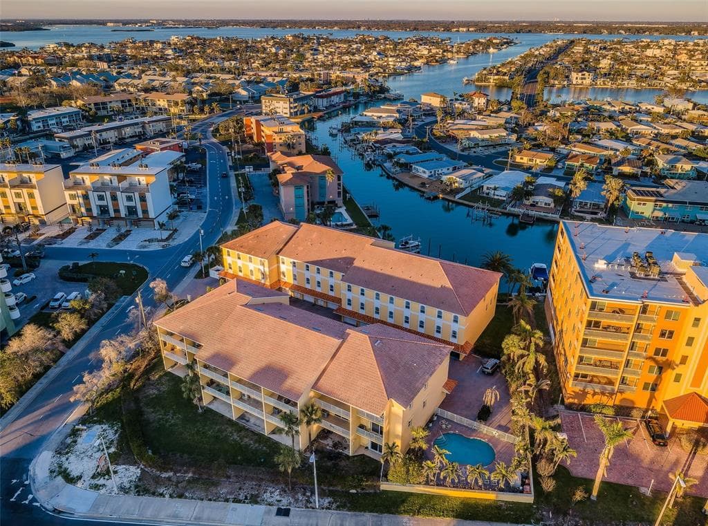 11595 GULF BOULEVARD #6 1