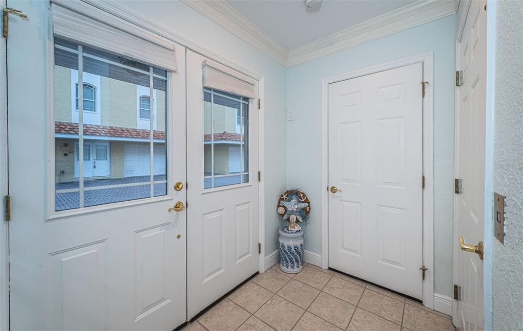 11595 GULF BOULEVARD #6 5