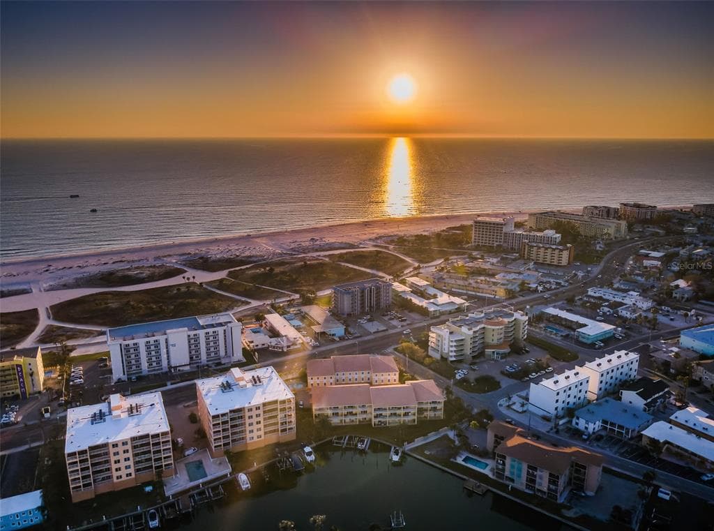 11595 GULF BOULEVARD #6 4