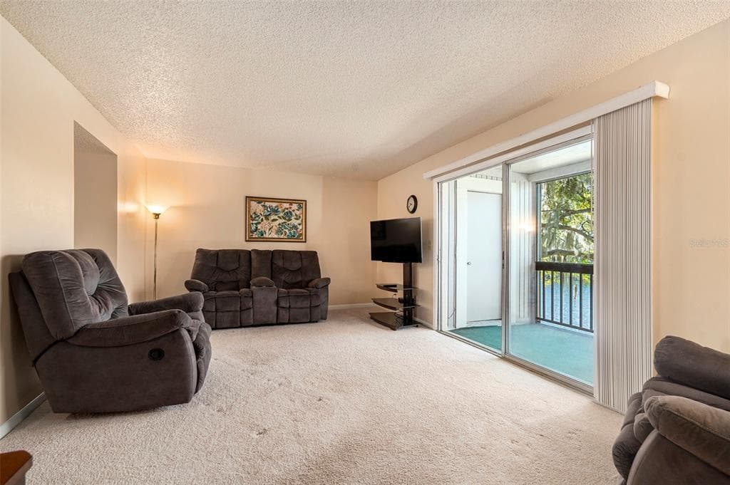 6311 NEWTOWN CIRCLE 11B2 photo 10
