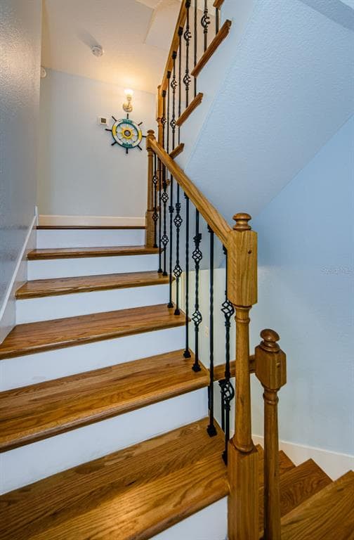 479 E SHORE DR 8 photo 22