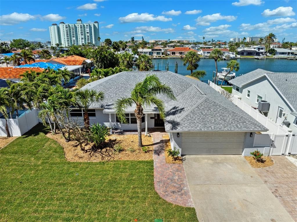 6410 3RD PALM POINT 1