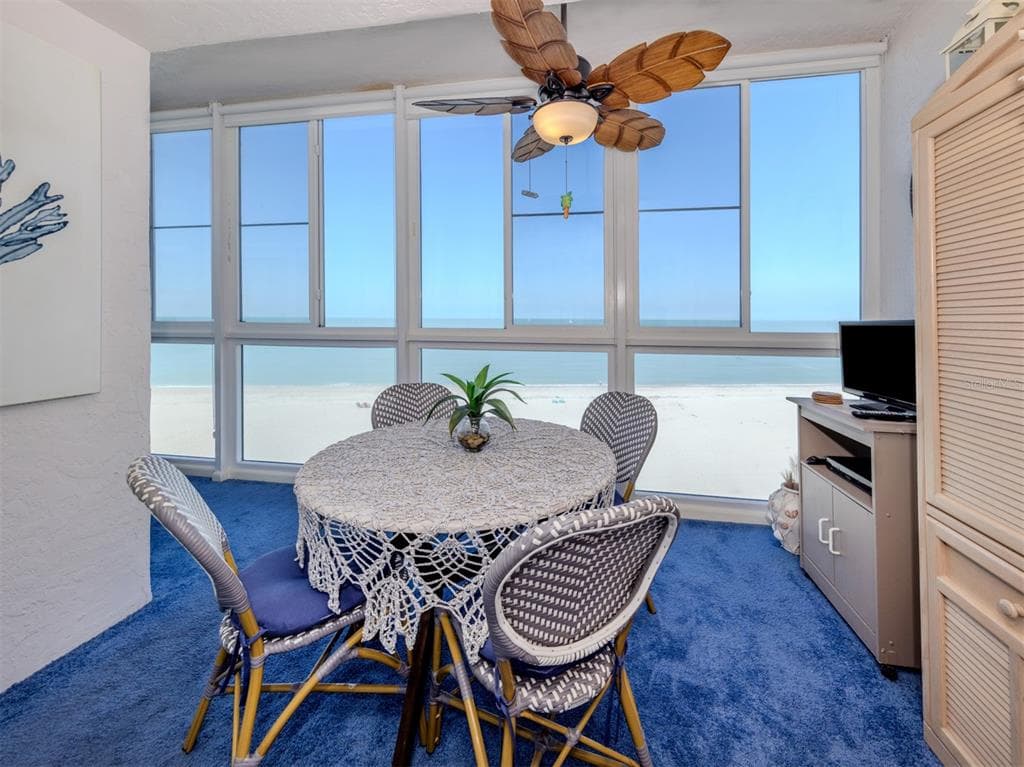 950 TARPON CENTER DRIVE 506 photo 23