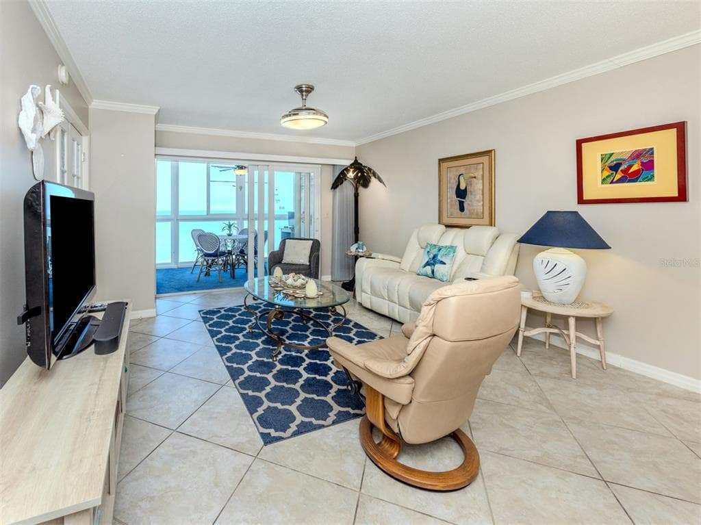 950 TARPON CENTER DRIVE 506 photo 6