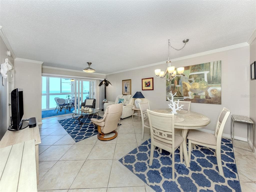 950 TARPON CENTER DRIVE 506 photo 8