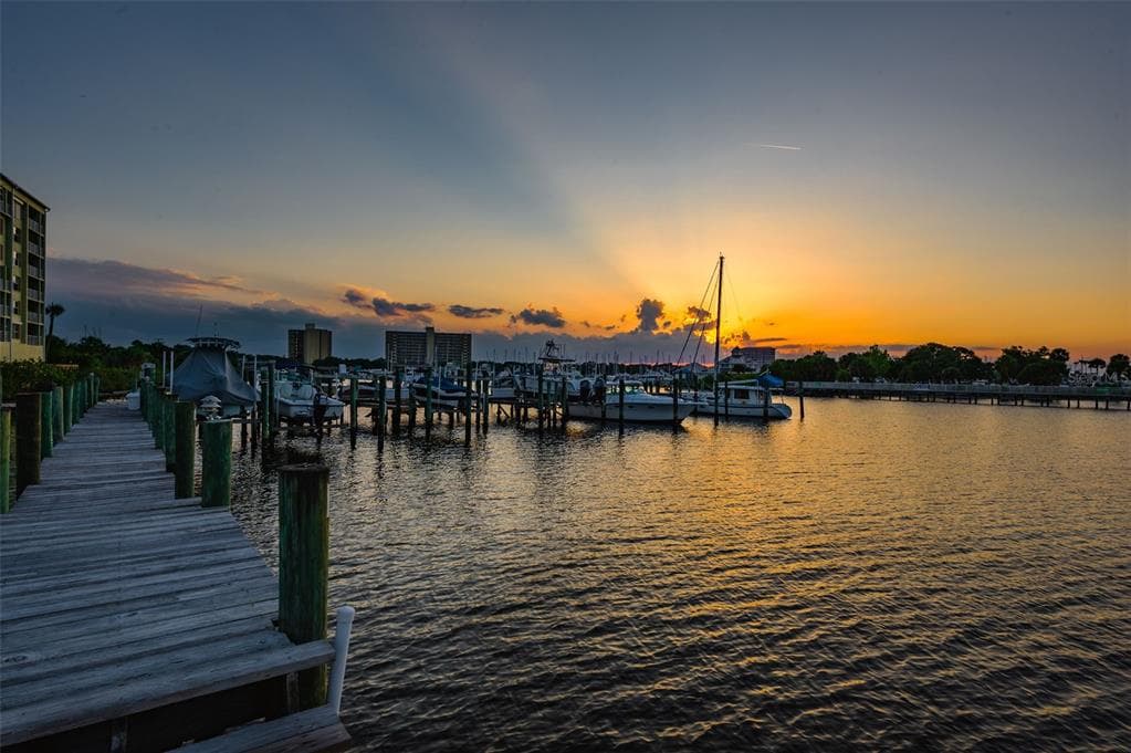 732 MARINA POINT DRIVE 7320 photo 18