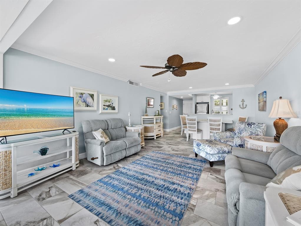 600 SUTTON PLACE 104B photo 12