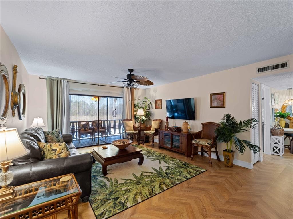66 BOUNDARY BOULEVARD 275 photo 8