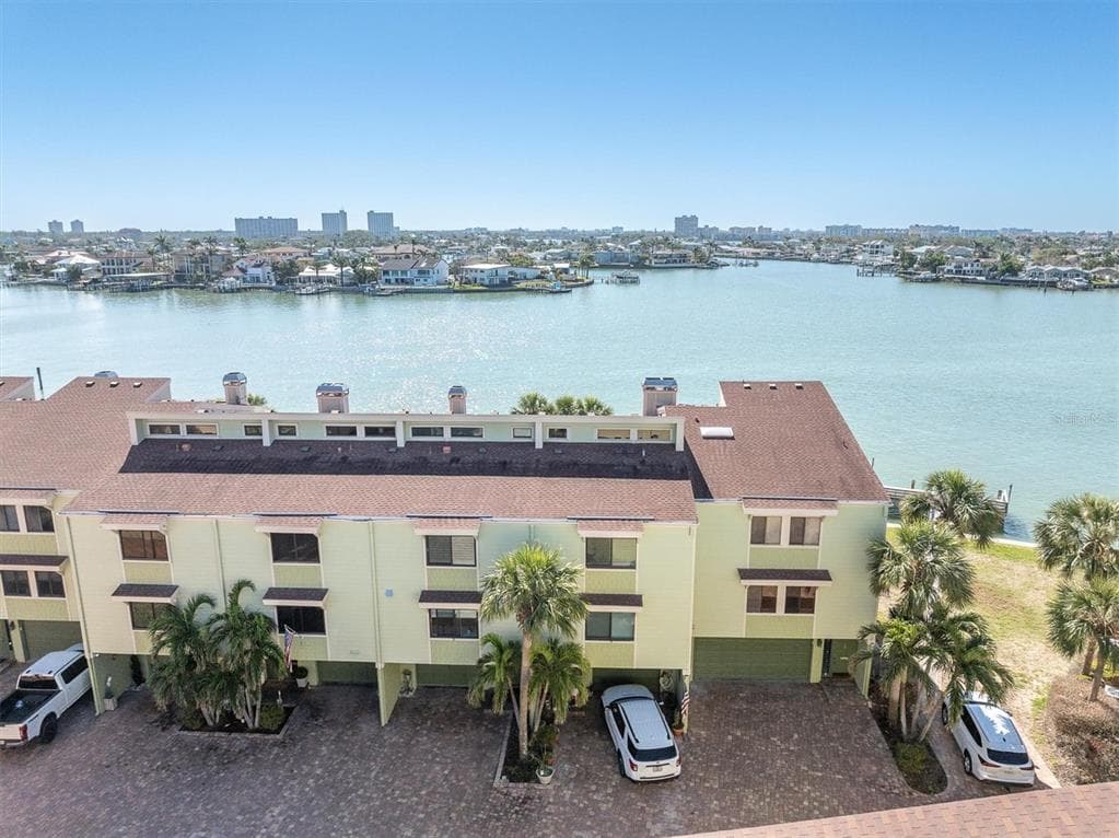 553 HAVEN POINT DRIVE 2