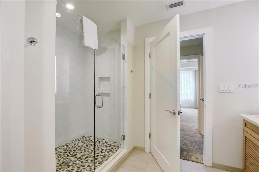 5325 MARINA DRIVE 423 photo 16