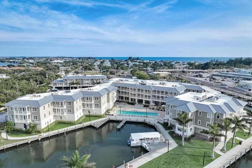 5325 MARINA DRIVE #423 1