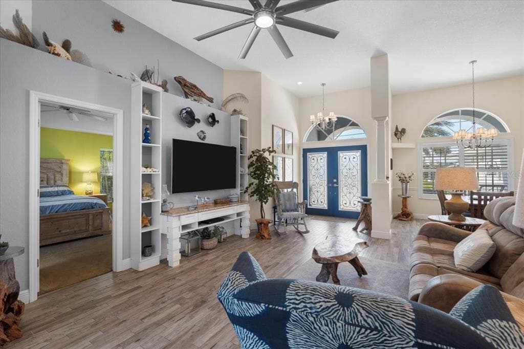1091 ROTONDA CIRCLE photo 19