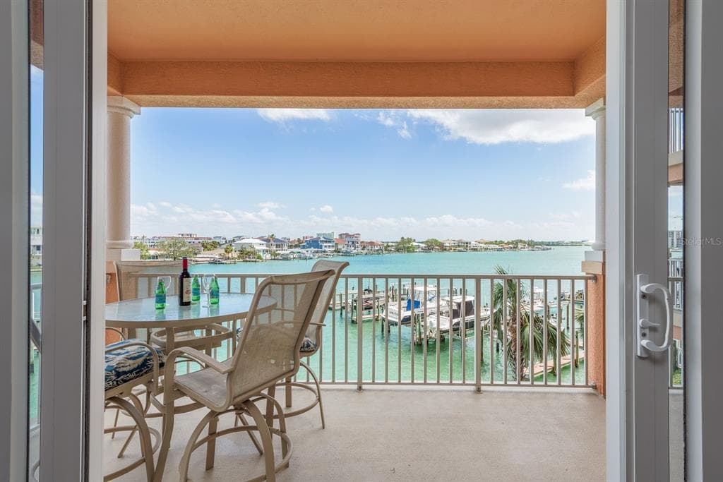 530 S GULFVIEW BOULEVARD 303 photo 1