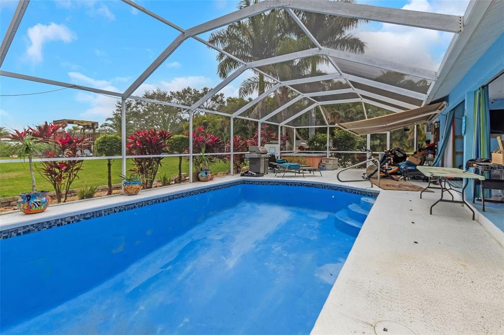 424 ISLAND CAY WAY photo 24