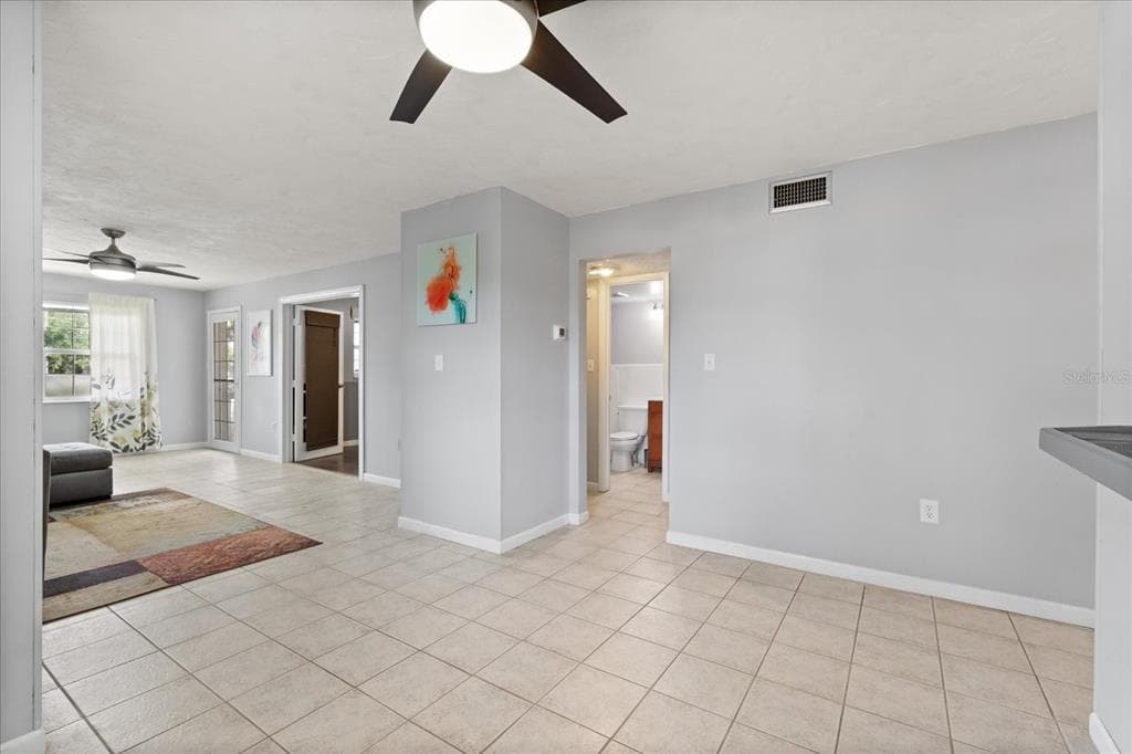 2500 LEE ROAD 208 photo 10