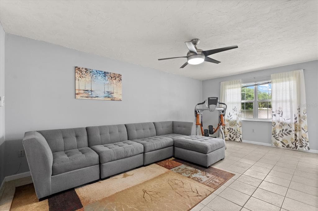 2500 LEE ROAD #208 4