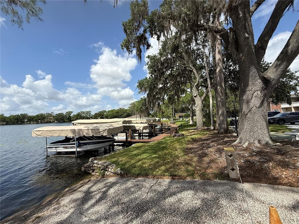 2500 LEE ROAD 208 photo 25