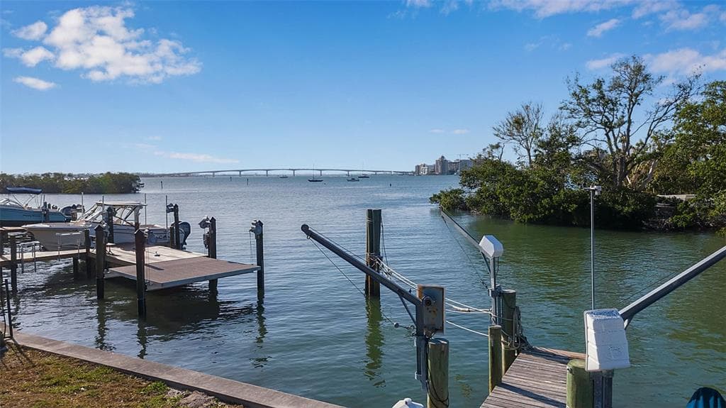 1479 BAY POINT DRIVE photo 10