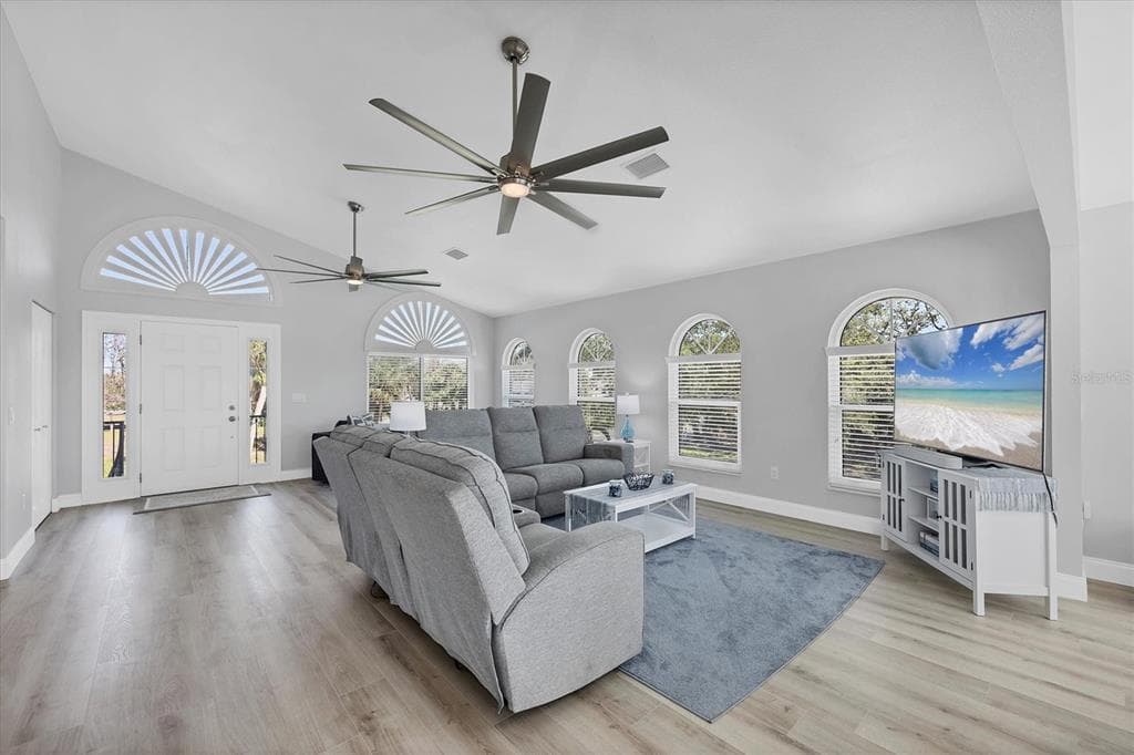 10500 SHERMAN STREET photo 14