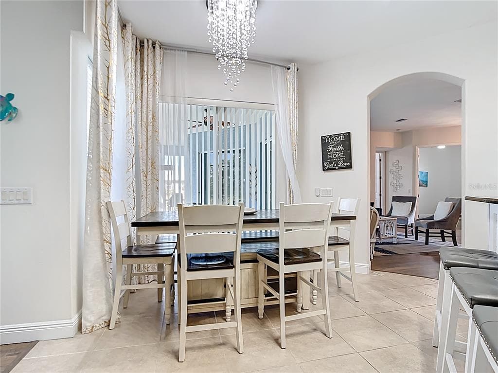 1167 ROTONDA CIRCLE photo 5