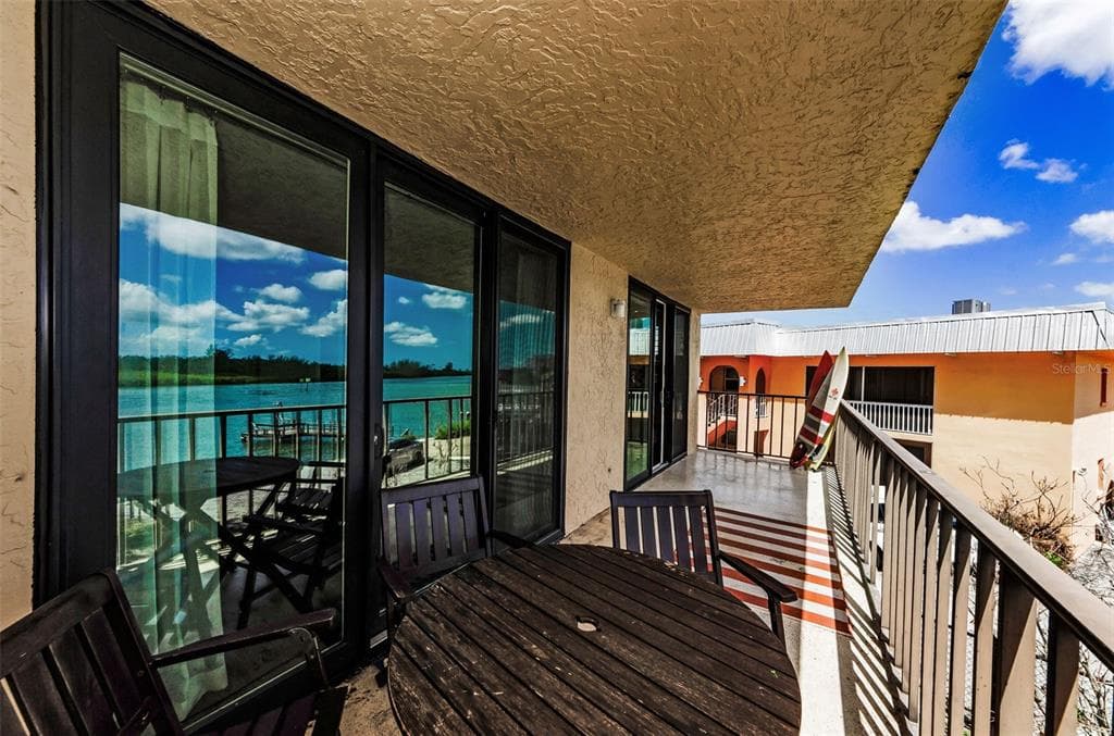 18201 GULF BOULEVARD 201 photo 22