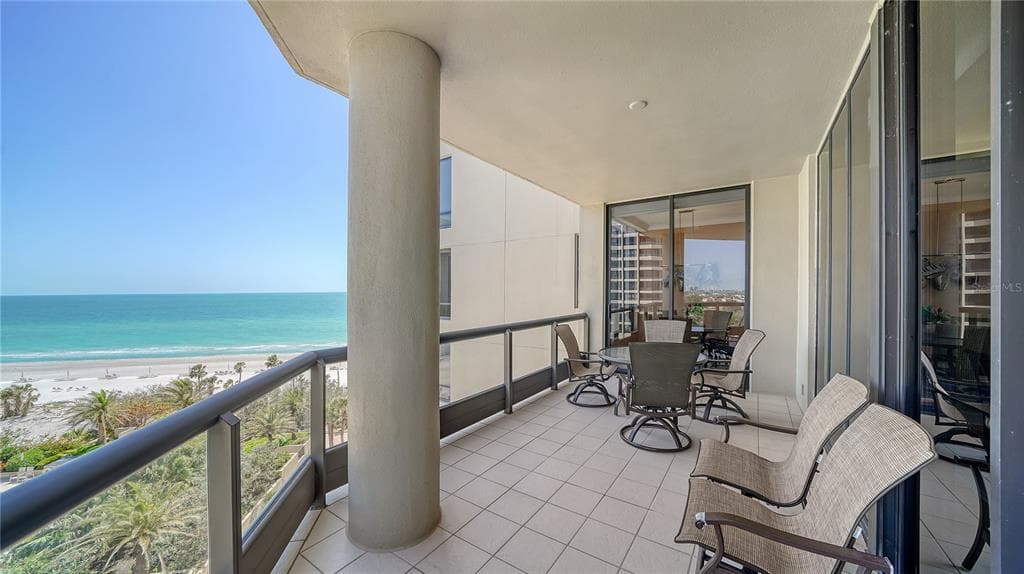1241 GULF OF MEXICO DRIVE 603 photo 10