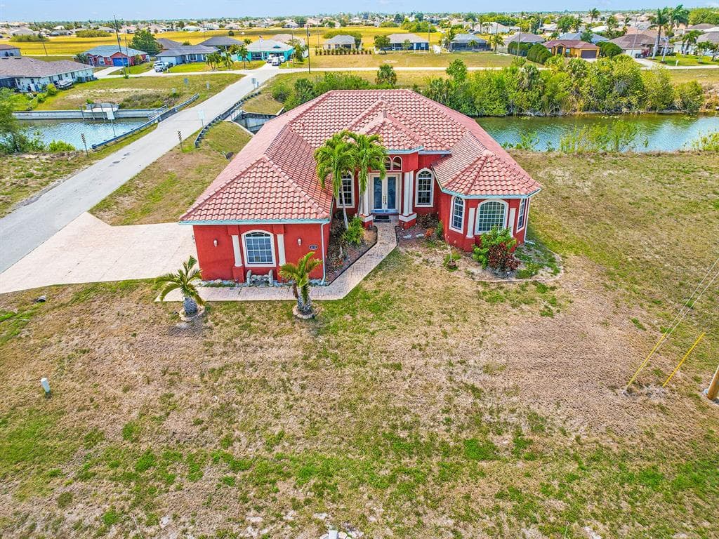 1112 NW 9TH AVENUE 1