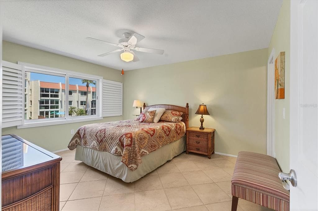 210 SANTA MARIA STREET 244 photo 20