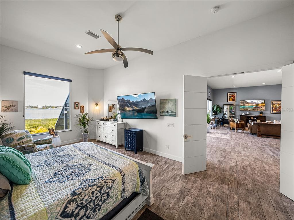 3484 SHORE DRIVE photo 24