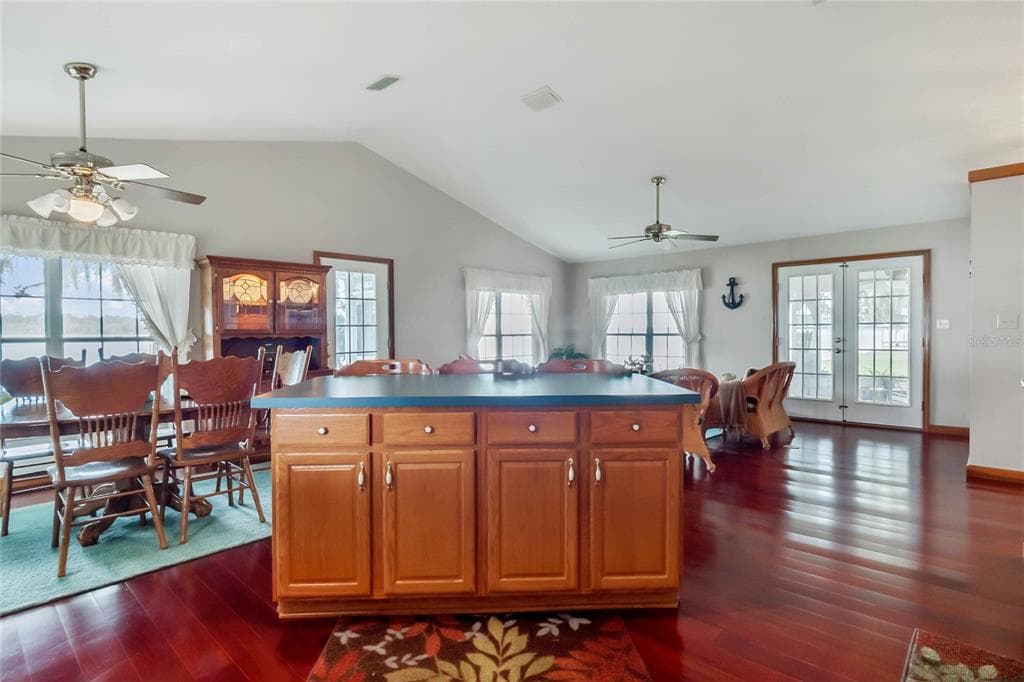 4365 CANAL ROAD photo 12