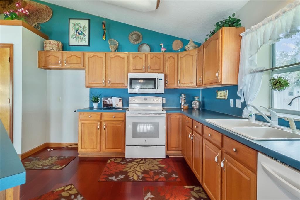 4365 CANAL ROAD photo 11