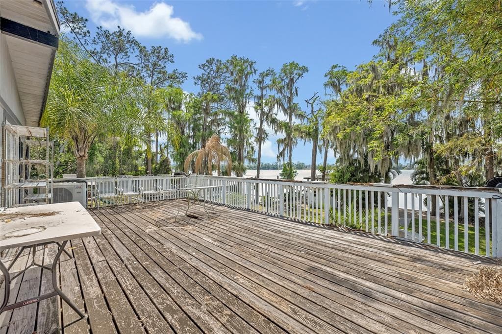 11424 WESTWOOD BOULEVARD photo 22