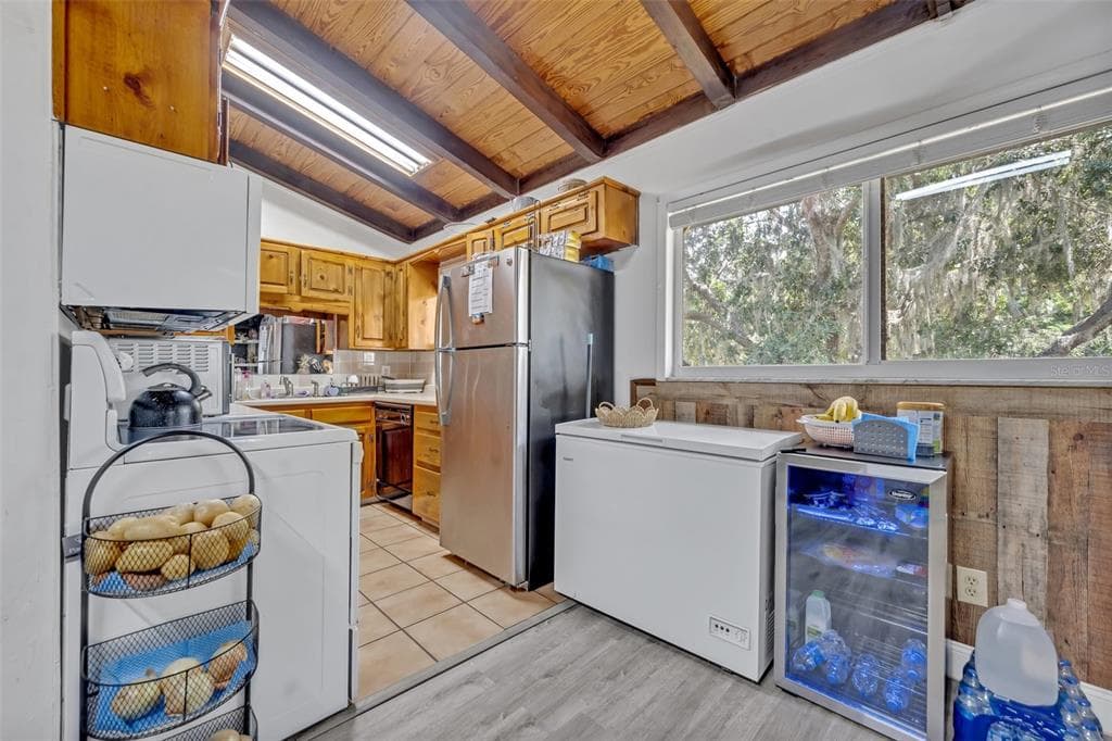 11424 WESTWOOD BOULEVARD photo 15