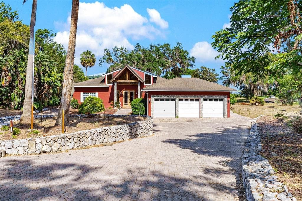 2400 N GRIFFIN DRIVE 5
