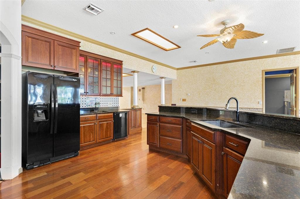 2400 N GRIFFIN DRIVE photo 25