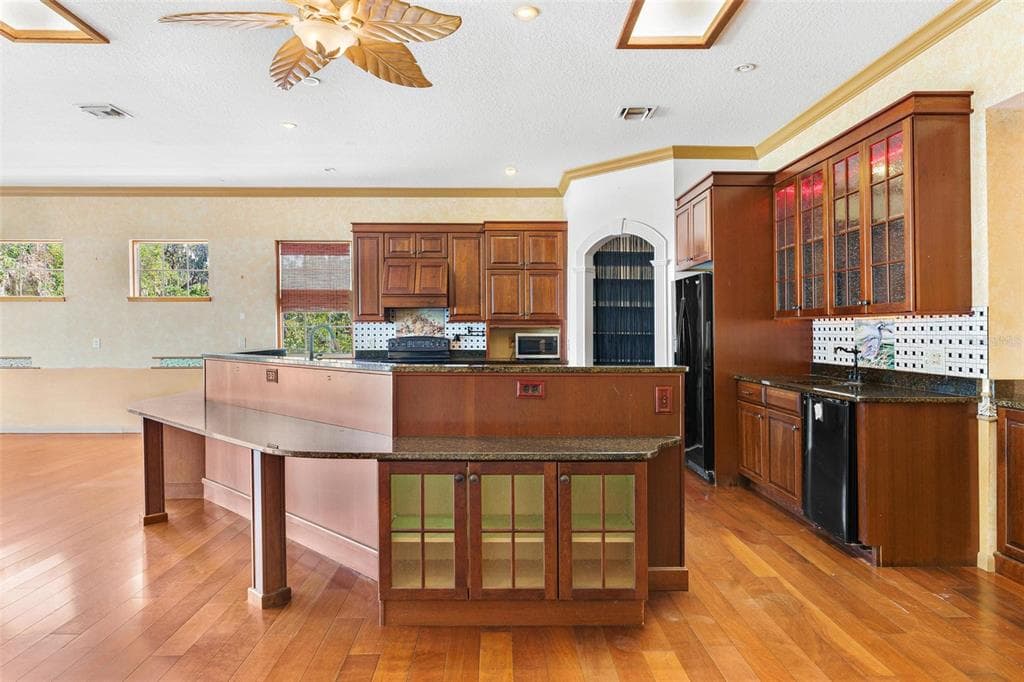 2400 N GRIFFIN DRIVE photo 21
